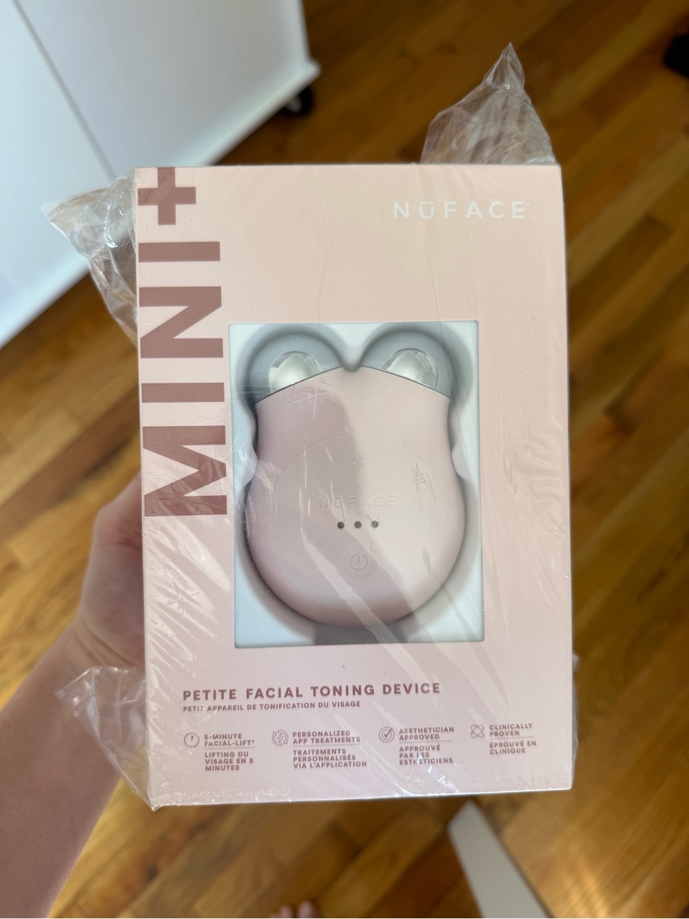 NWT NuFace Mini+ (Pink)
